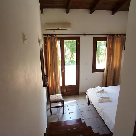 Anavaloussa Apartment *